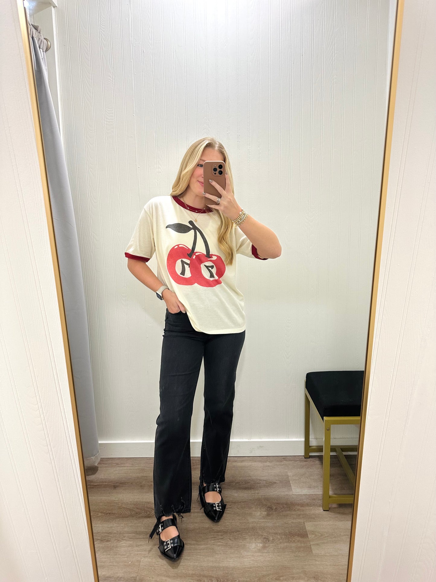 SEVEN CHERRIES GRAPHIC TEE