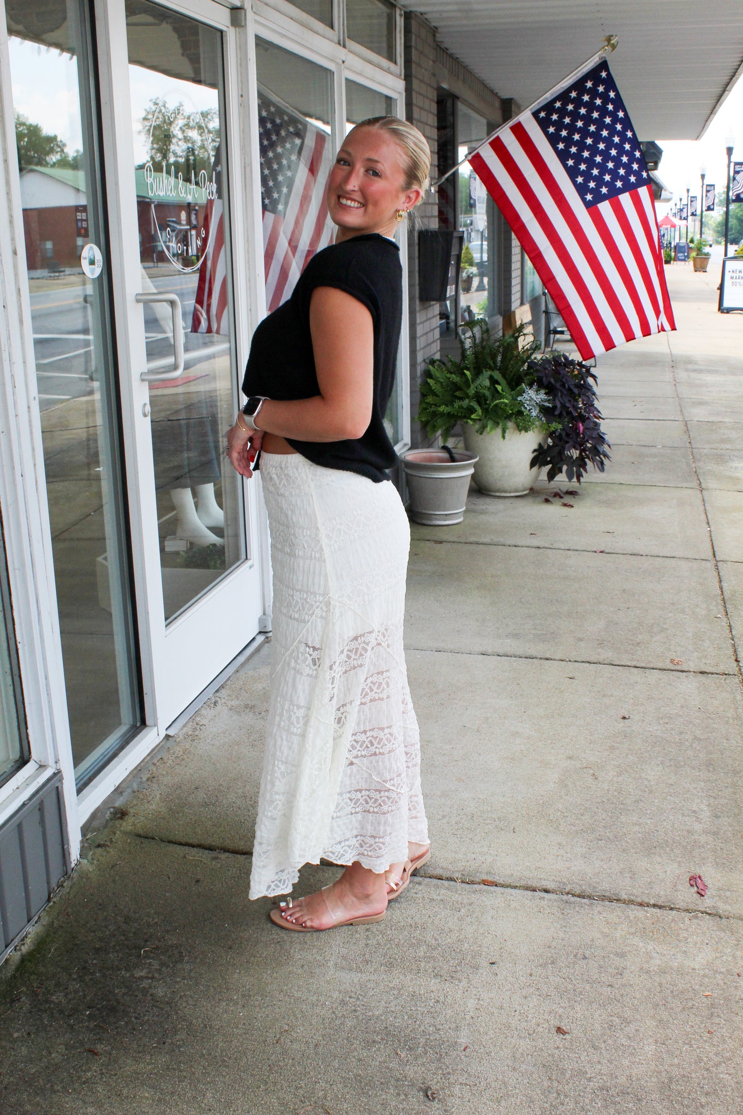 LACE KNITTED MAXI SKIRT