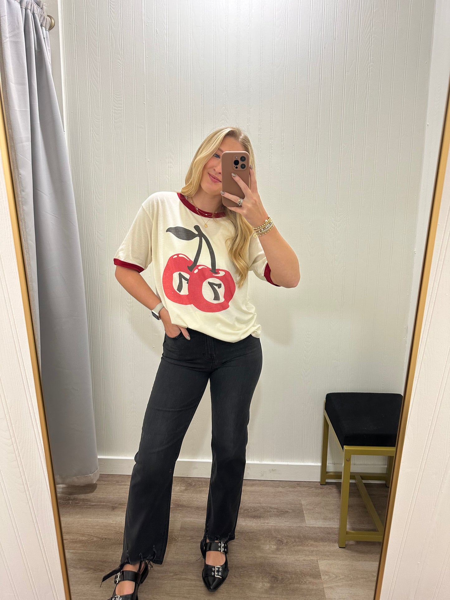 SEVEN CHERRIES GRAPHIC TEE