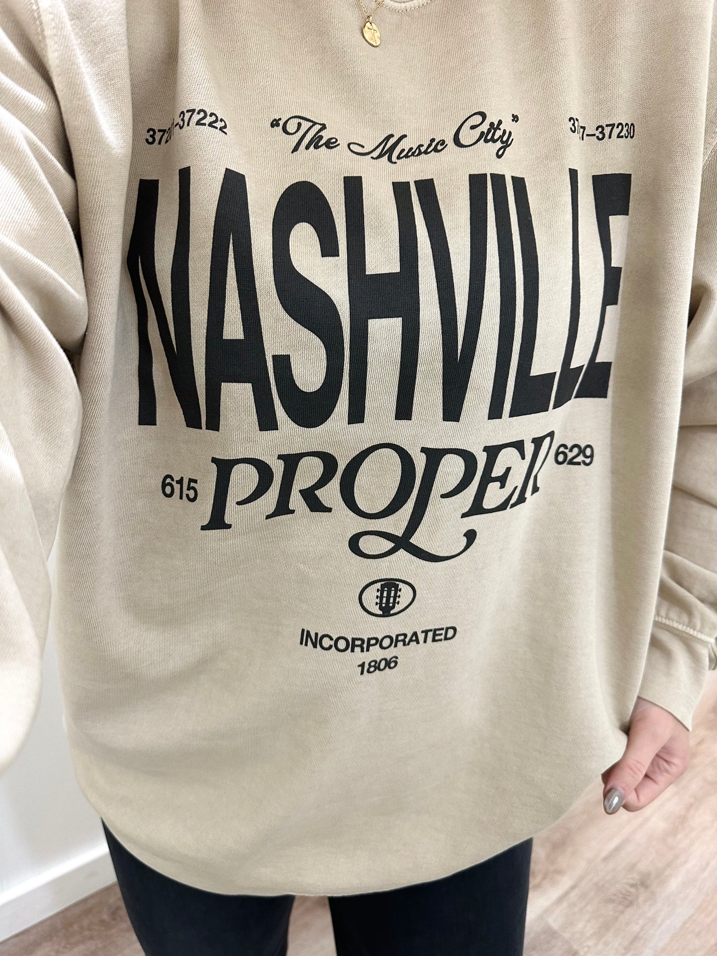 VINTAGE NASHVILLE SWEATSHIRT