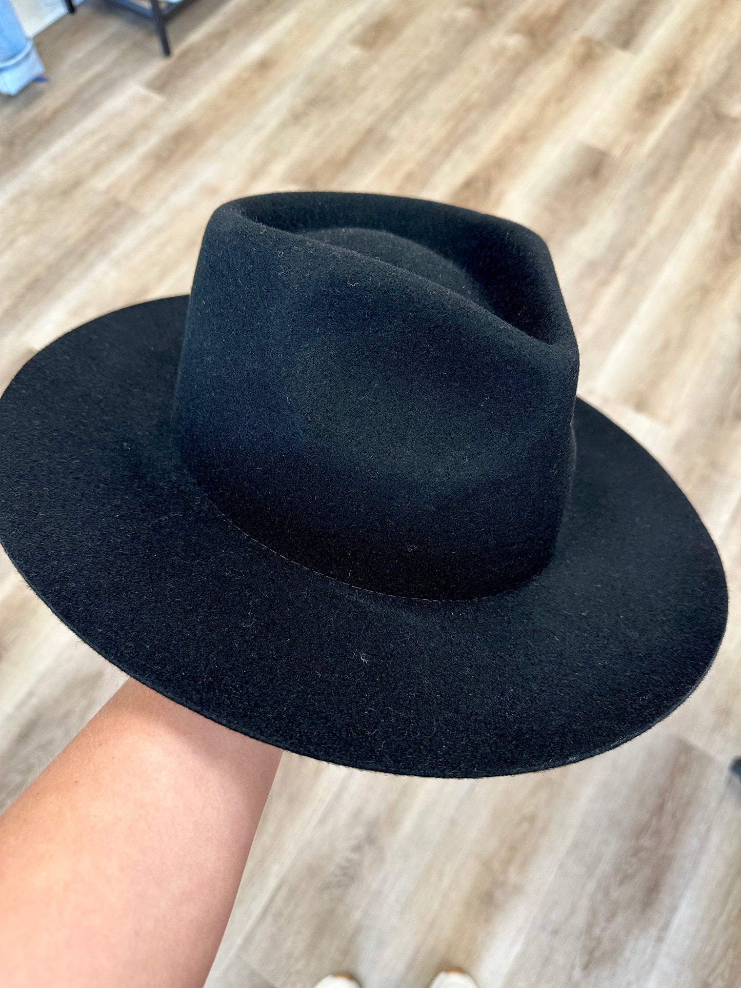 ZEPHYR RANCHER
