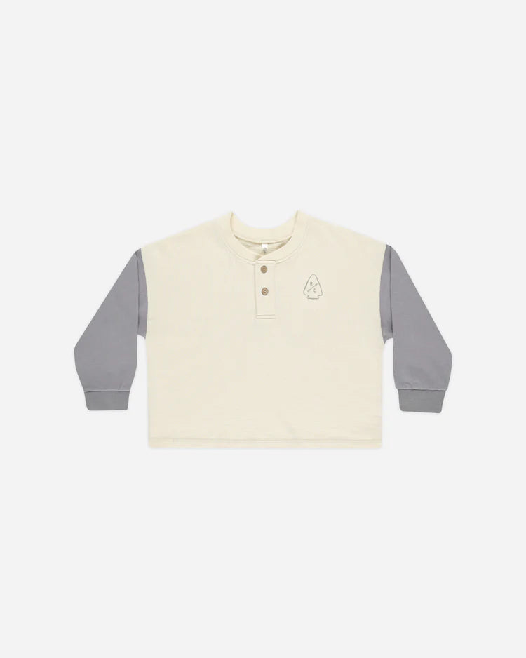 RELAXED LONG SLEEVE HENLEY || EXPLORE