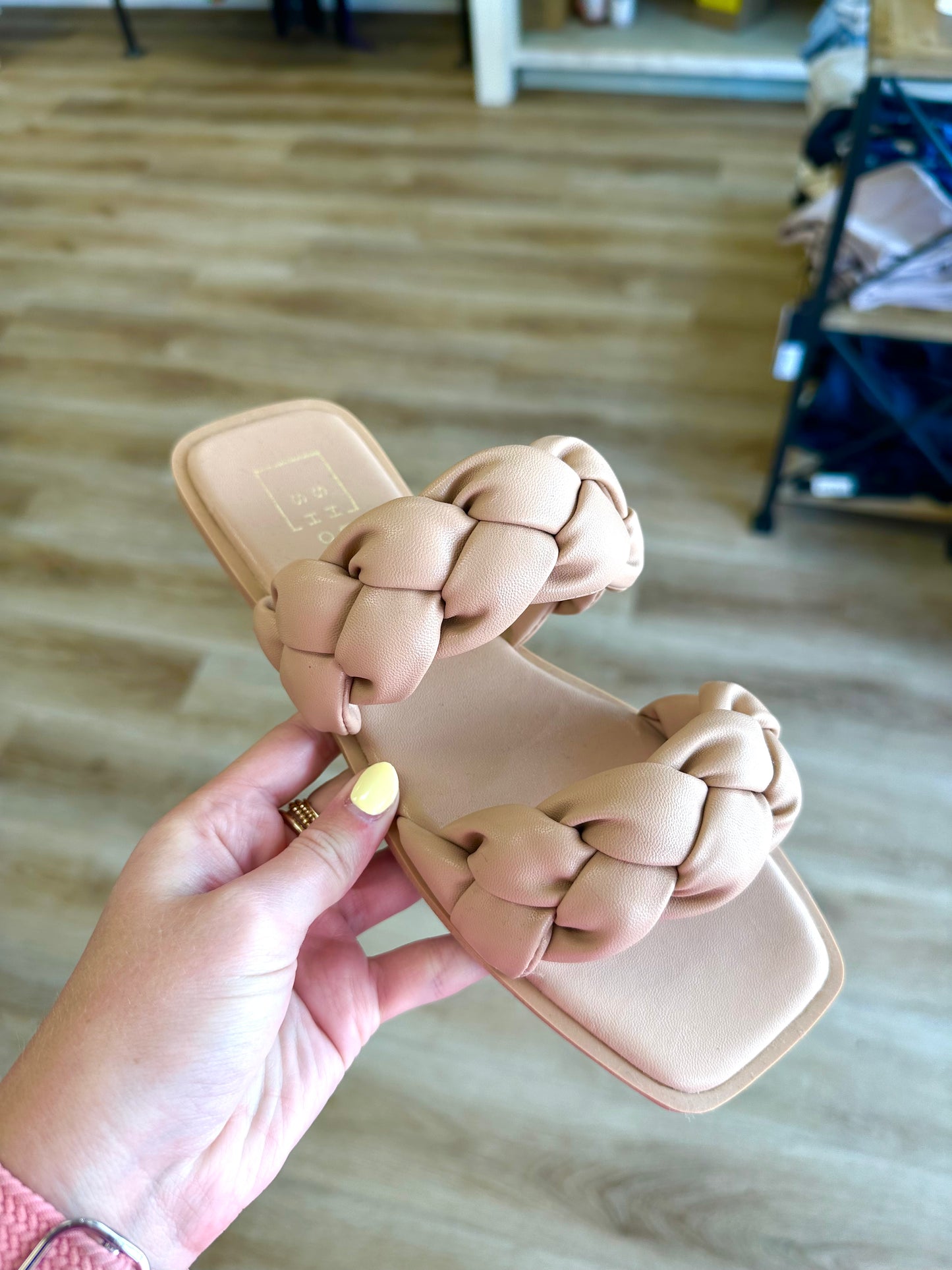 DARIA SANDALS