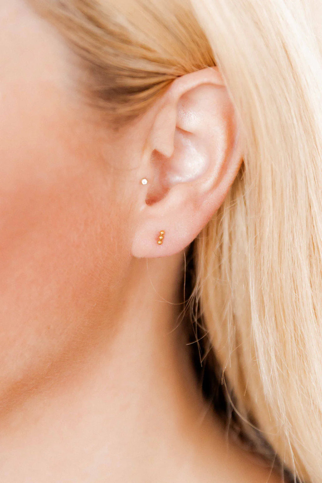 TALLY GOLD- SCREWBACK STUD