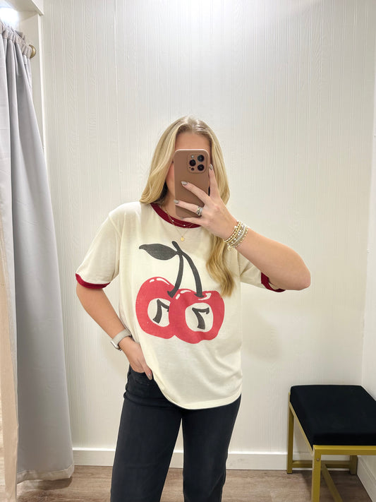 SEVEN CHERRIES GRAPHIC TEE