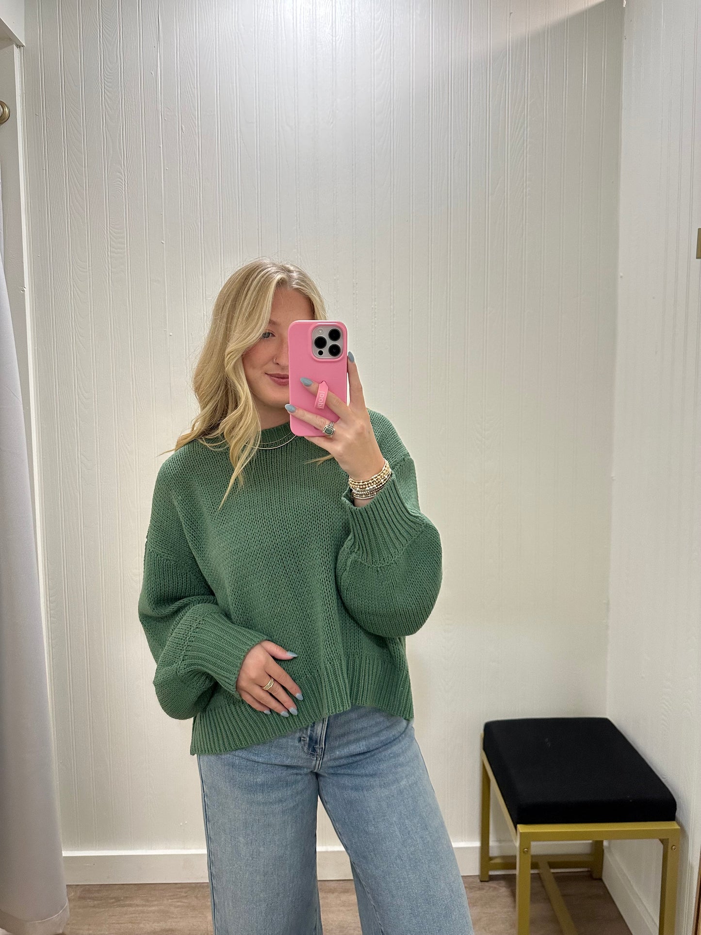 GREEN BALLOON SWEATER