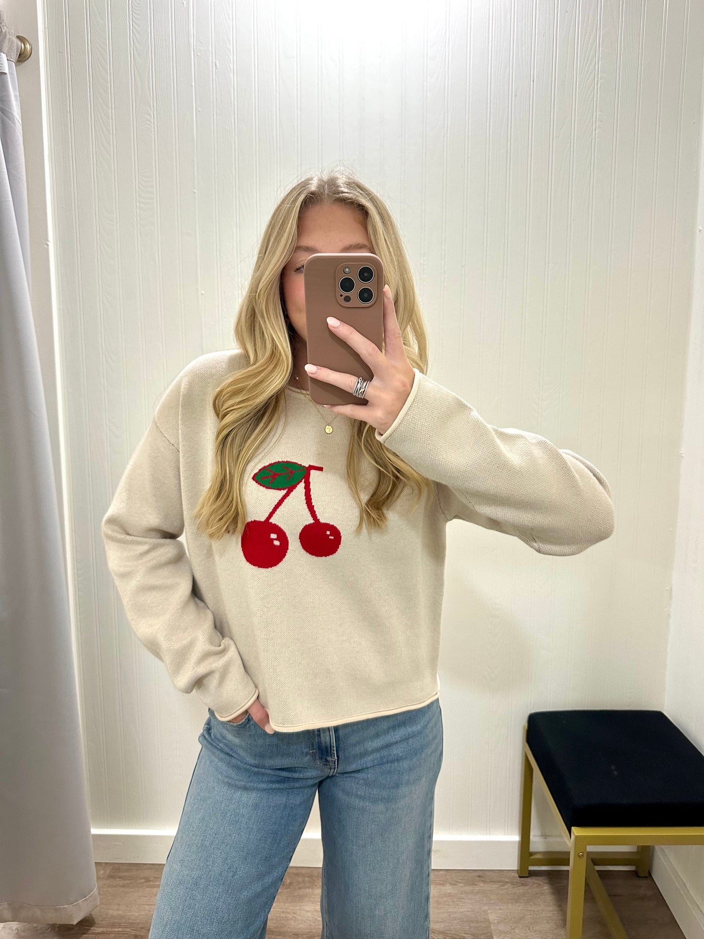 CHERRY RELAXED SWEATER